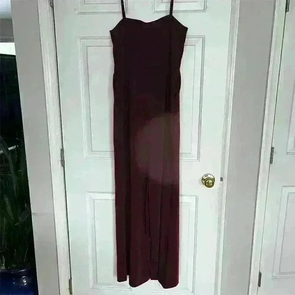 Express x Negin Mirsalehi Burgundy Jumpsuit Size 6 Wide Leg Crew Neck Women's - Picture 4 of 8